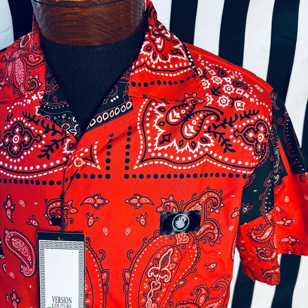 Version Couture Classic Fit Paisley Red/Black Bandana Shirt - Picture 3 of 5
